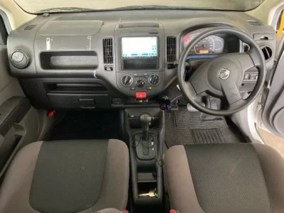 Nissan AD