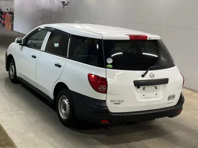 Nissan AD