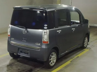 Daihatsu TANTO EXE