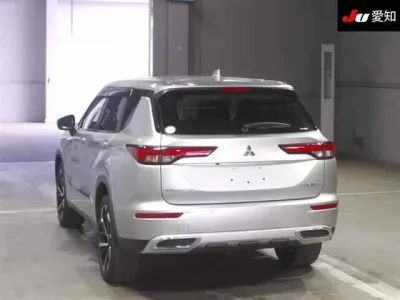 Mitsubishi OUTLANDER PHEV