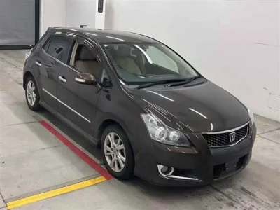 Toyota BLADE