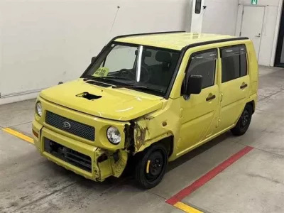 Daihatsu NAKED