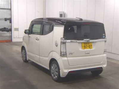 Honda N BOX SLASH