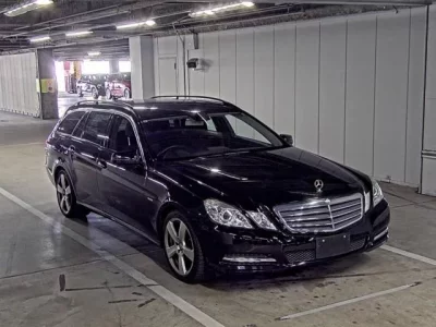 Mercedes-Benz E CLASS WAGON
