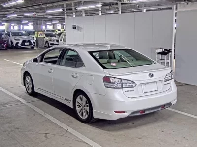 Lexus HS