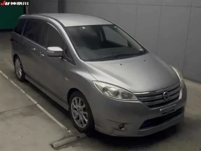 Nissan LAFESTA