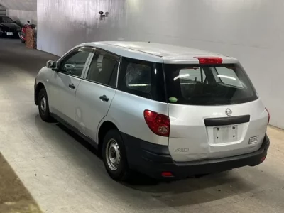 Nissan AD