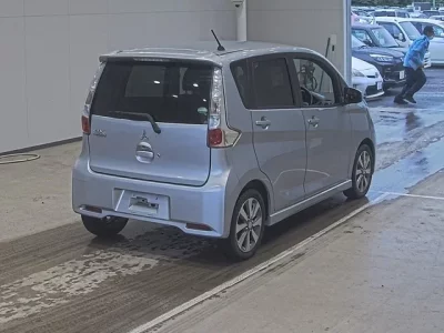 Mitsubishi EK CUSTOM