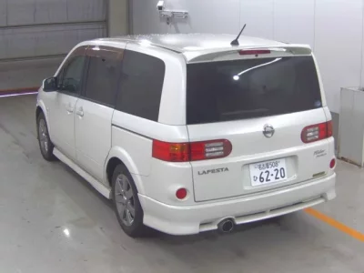 Nissan LAFESTA