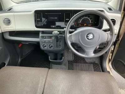 Suzuki MRWAGON
