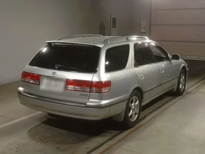 Toyota MARK2 QUALIS
