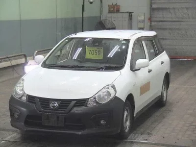 Nissan AD