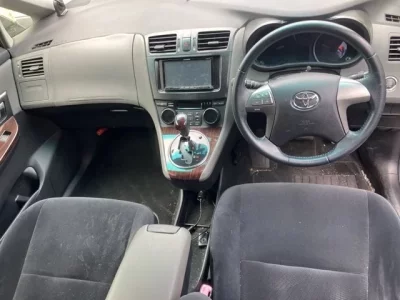 Toyota MARK X ZIO