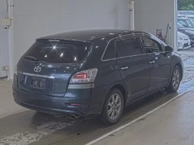 Toyota MARK X ZIO