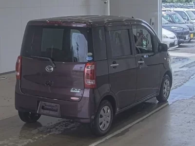 Daihatsu TANTO EXE