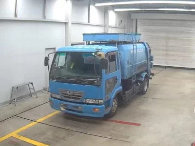 Nissan CONDOR
