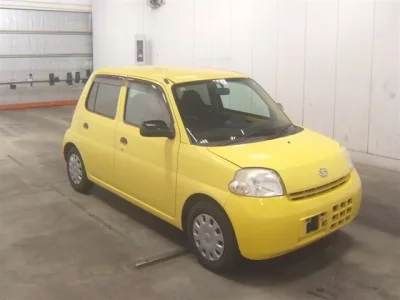 Daihatsu Esse