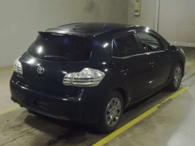Toyota BLADE