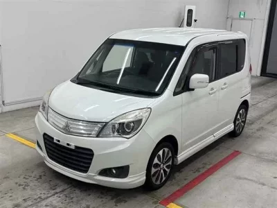 Mitsubishi DELICA D2