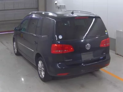 Volkswagen GOLF TOURAN
