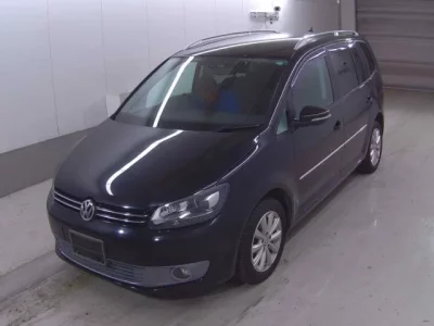 Volkswagen GOLF TOURAN