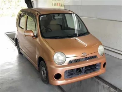 Daihatsu MOVE LATTE