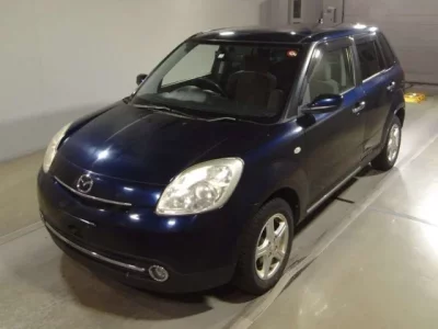 Mazda VERISA