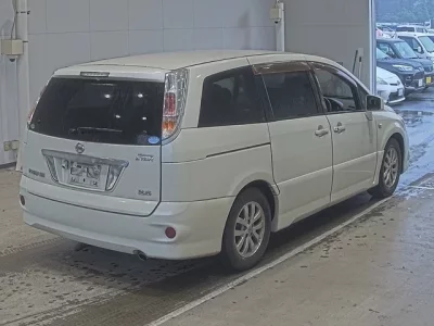Nissan PRESAGE