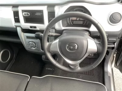 Mazda FLAIR