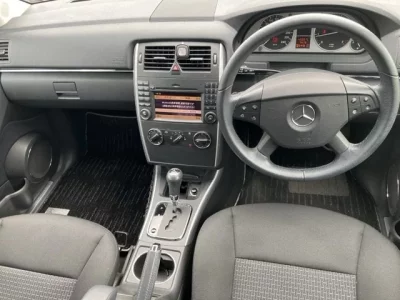 Mercedes-Benz B CLASS