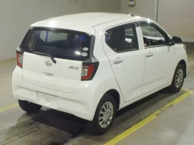 Daihatsu MIRA E S