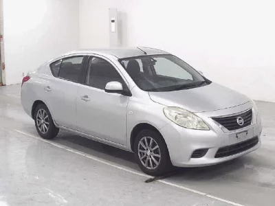 Nissan TIIDA LATIO