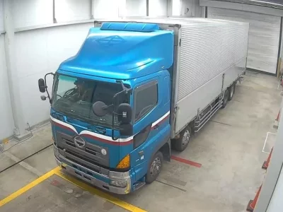 Hino TRUCK