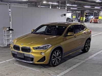 BMW X2