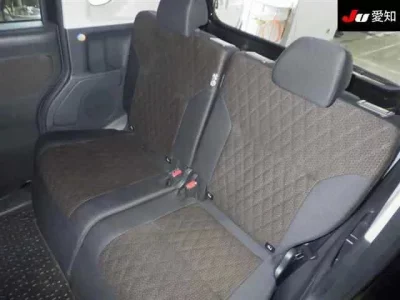 Mitsubishi EK X SPACE