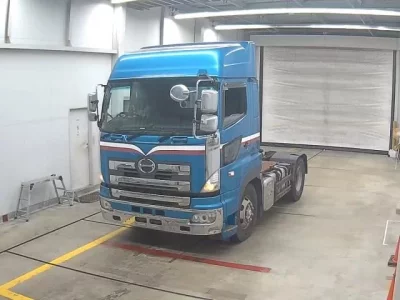 Hino TRUCK
