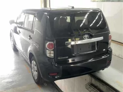 Toyota COROLLA RUMION