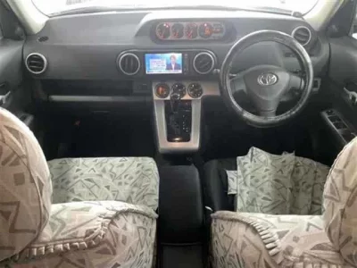 Toyota COROLLA RUMION