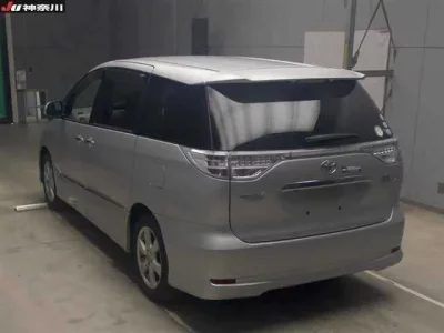 Toyota ESTIMA HYBRID
