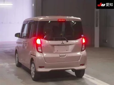 Mitsubishi EK SPACE