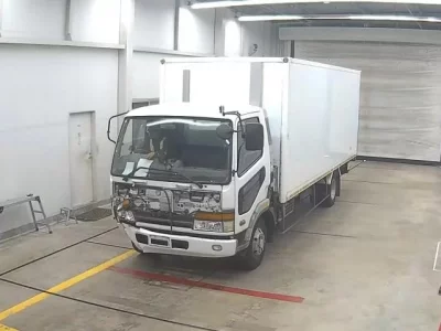 Mitsubishi FUSO FIGHTER