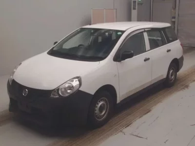 Nissan AD