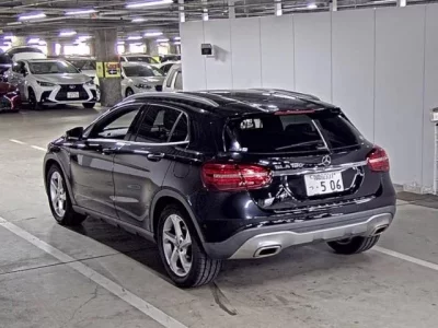 Mercedes-Benz GLA CLASS