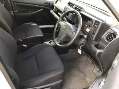 Toyota SUCCEED