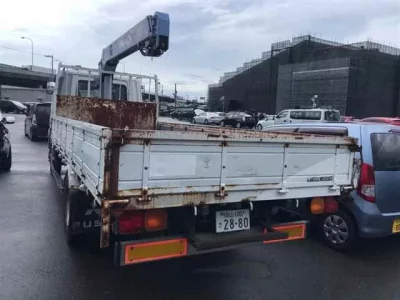 Mitsubishi FUSO FIGHTER