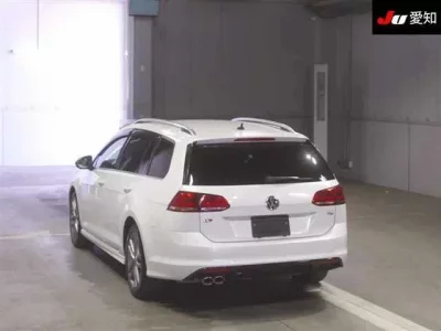 Volkswagen GOLF VARIANT
