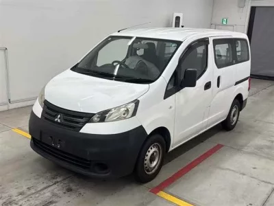 Mitsubishi DELICA