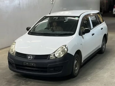Nissan AD