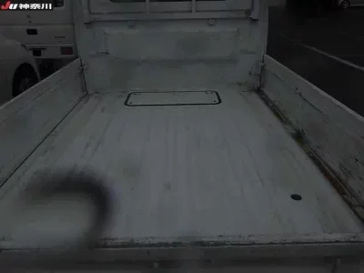 Nissan CLIPPER TRUCK