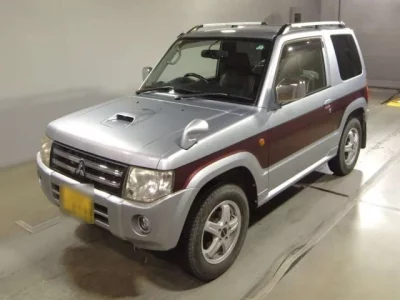 Mitsubishi PAJERO MINI